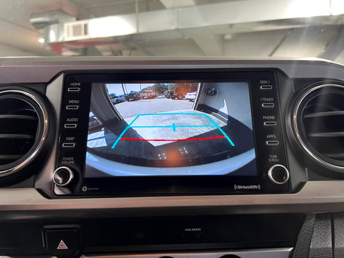 Used 2020 Toyota Tacoma SR5 image 32