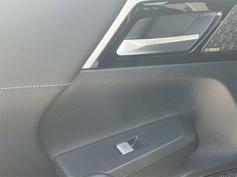 New 2025 Mitsubishi Outlander SE image 14