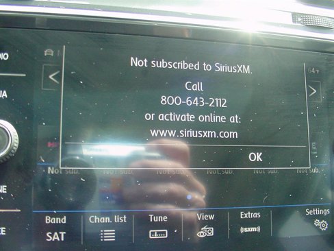 Used 2020 Volkswagen Tiguan SEL w/ 3rd Row Seat Package image 13