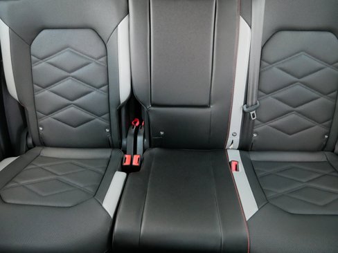Used 2025 Volkswagen Atlas Peak Edition SE image 13
