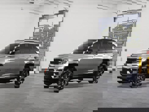 New 2025 Jeep Grand Cherokee Limited w/ Luxury Tech Group II image 2