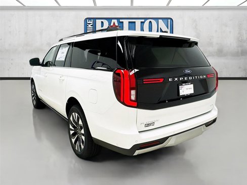 New 2025 Ford Expedition Max Platinum image 5