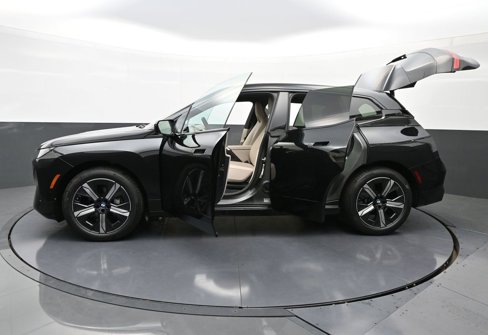 New 2026 BMW iX xDrive45 image 47