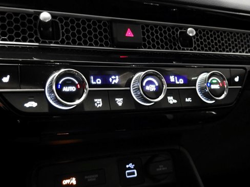 Certified 2024 Honda Civic EX-L image 33