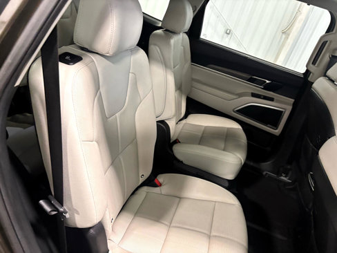 Used 2021 Kia Telluride EX w/ EX Premium Package image 13