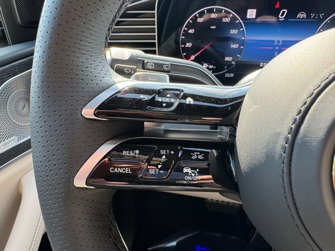 New 2026 Mercedes-Benz GLS 450 4MATIC image 9