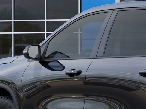 New 2026 Chevrolet Traverse Z71 w/ Driver Confidence Package image 12