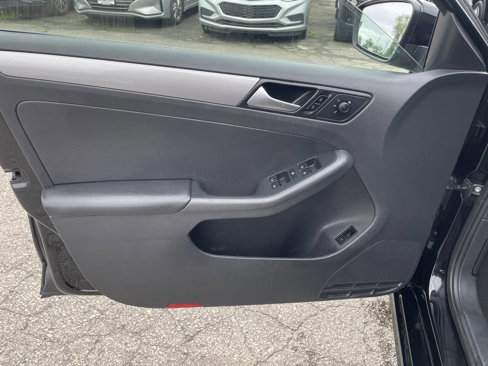 Used 2018 Volkswagen Jetta S image 18