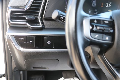 Used 2023 Kia Sportage EX image 12