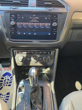 Used 2018 Volkswagen Tiguan SEL image 15