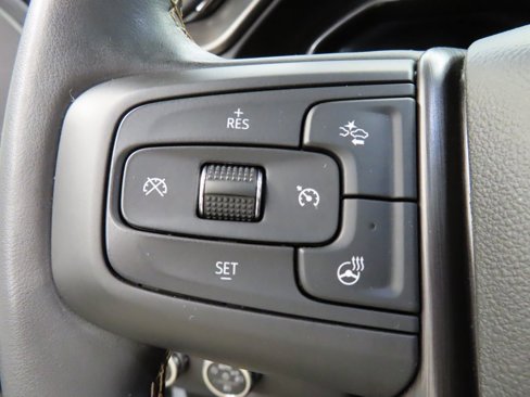 Used 2025 GMC Sierra 2500 AT4 image 64