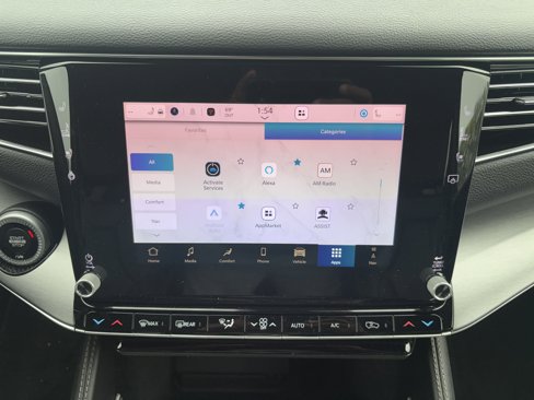 New 2025 Jeep Wagoneer L 4WD w/ Convenience Group I image 29