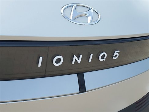 Used 2023 Hyundai Ioniq 5 SEL image 32