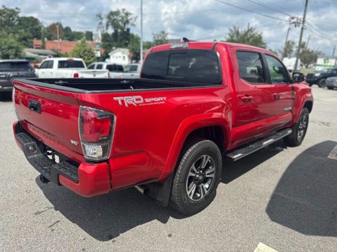 Used 2018 Toyota Tacoma SR5 image 4