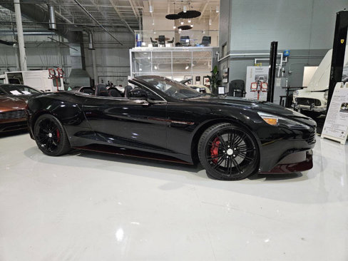 Used 2014 Aston Martin Vanquish Volante image 22