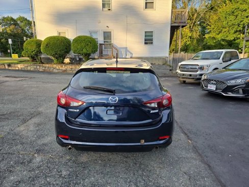 Used 2017 MAZDA MAZDA3 Sport image 3