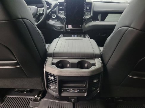 Used 2025 RAM 3500 Limited image 25