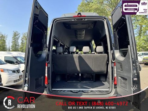 Used 2024 Mercedes-Benz Sprinter 2500 image 6