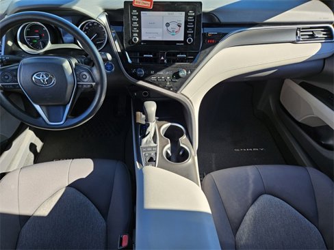Used 2023 Toyota Camry LE image 8