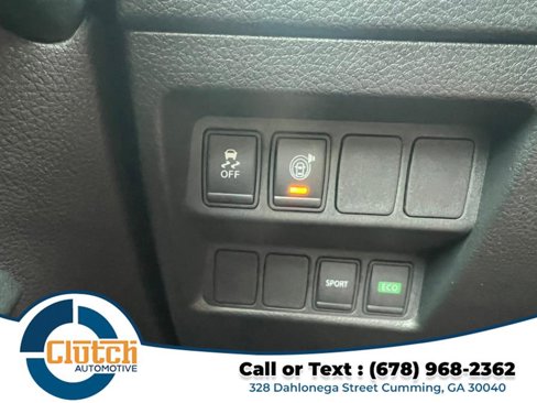 Used 2017 Nissan Rogue SV image 29