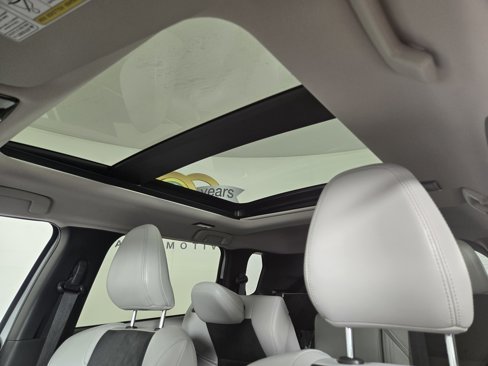 New 2025 Mitsubishi Outlander SE image 22
