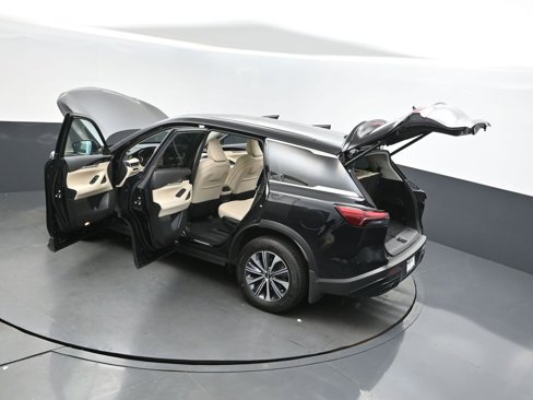 Certified 2025 INFINITI QX60 Pure image 2