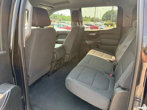 Used 2021 Chevrolet Silverado 1500 Custom Trail Boss w/ Midnight Edition image 10
