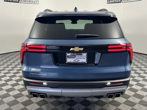 New 2025 Chevrolet Traverse LT w/ LPO, Floor Liner Package image 5