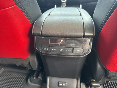 Used 2022 Toyota Highlander XSE image 31