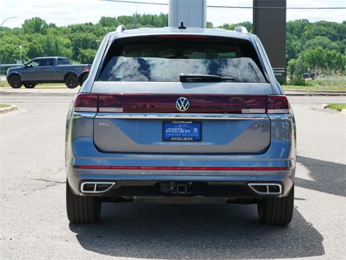 Certified 2024 Volkswagen Atlas SEL Premium R-Line image 6