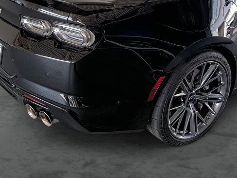 Used 2023 Chevrolet Camaro ZL1 image 13