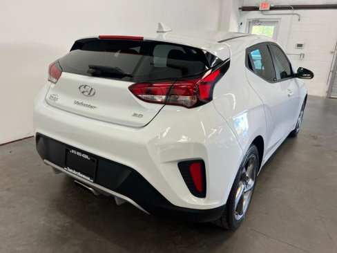Used 2019 Hyundai Veloster 2.0 image 8