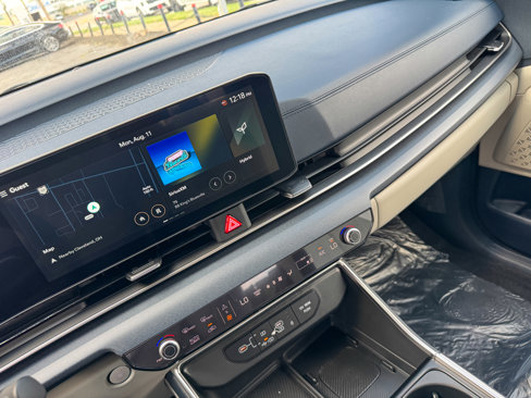 New 2026 Kia Carnival EX image 41