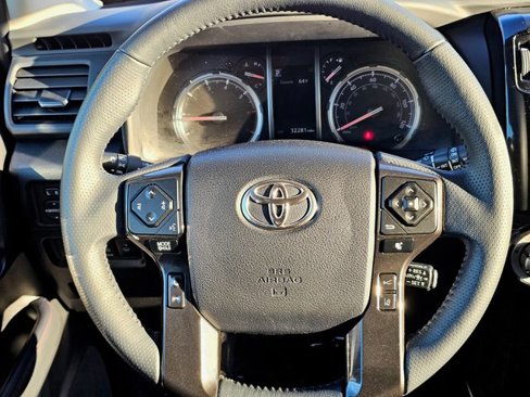 Used 2024 Toyota 4Runner TRD Off-Road image 32