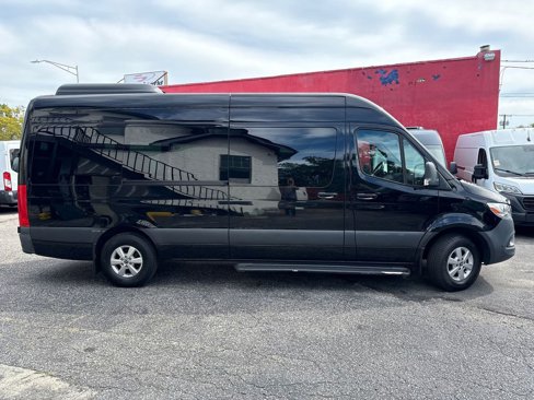 Used 2021 Mercedes-Benz Sprinter 2500 image 8