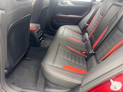 Used 2025 BMW i4 eDrive40 w/ M Sport Package image 34