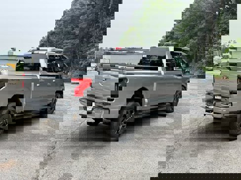 New 2025 Ford F150 Lightning XLT image 31