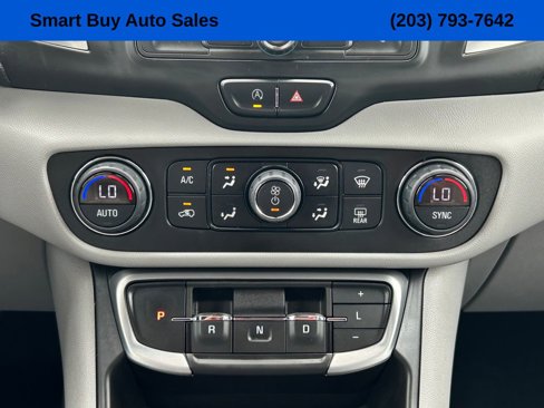Used 2022 GMC Terrain SLE w/ Driver Convenience Package image 29