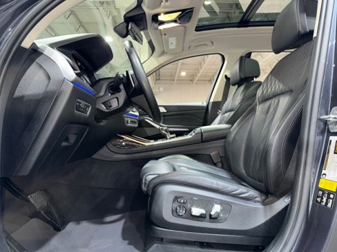 Used 2020 BMW X7 xDrive40i w/ Premium Package image 10