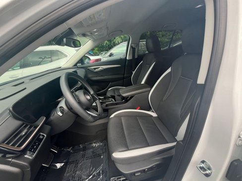 Used 2024 Buick Envision Sport Touring image 21
