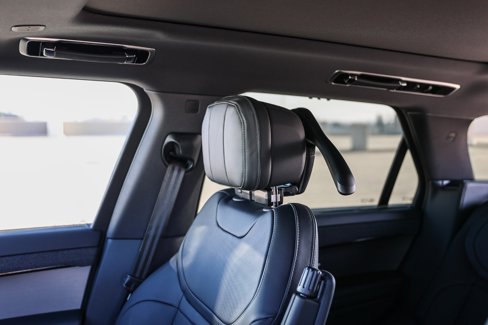 New 2025 Land Rover Range Rover Sport SE image 27
