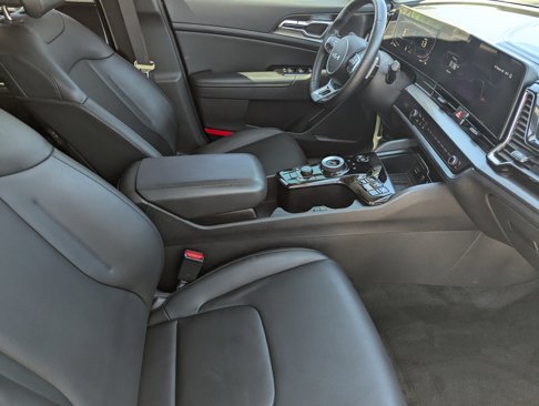 Certified 2023 Kia Sportage EX w/ EX Premium Package image 9