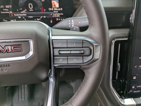 Used 2025 GMC Yukon Elevation image 11