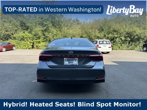 Used 2019 Toyota Avalon XLE image 7