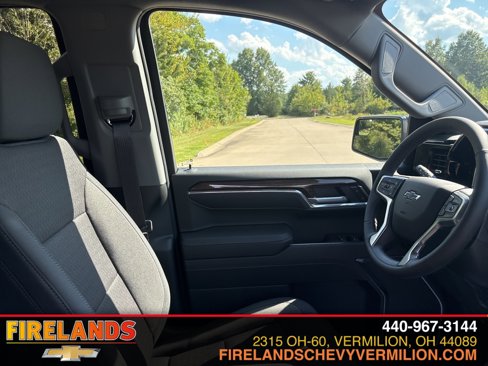 New 2026 Chevrolet Silverado 1500 LT Trail Boss w/ LPO, Dark Essentials Package image 24