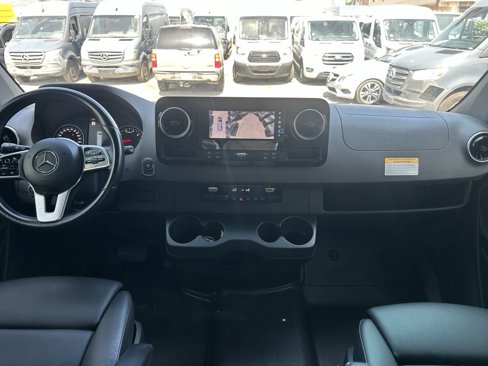 Used 2023 Mercedes-Benz Sprinter 2500 image 30
