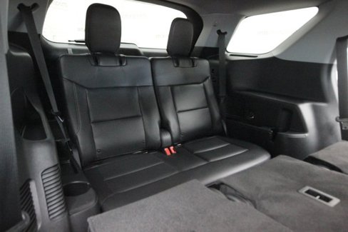 Used 2022 Ford Explorer XLT w/ Equipment Group 202A image 19