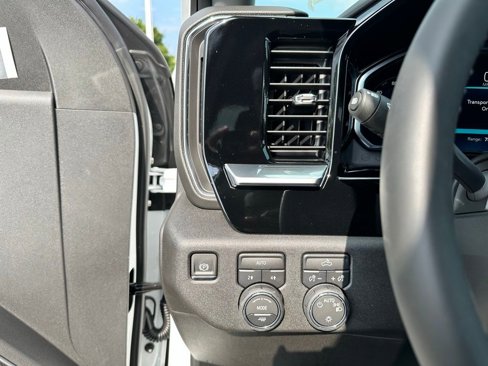 New 2026 Chevrolet Silverado 1500 LT image 22