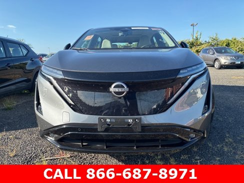 Used 2024 Nissan Ariya AWD image 2