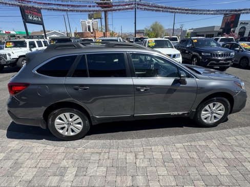 Used 2018 Subaru Outback 2.5i Premium image 6